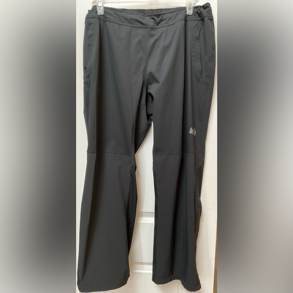 REI Co-op Men’s Waterproof Rain Pants - Picture 1 of 10